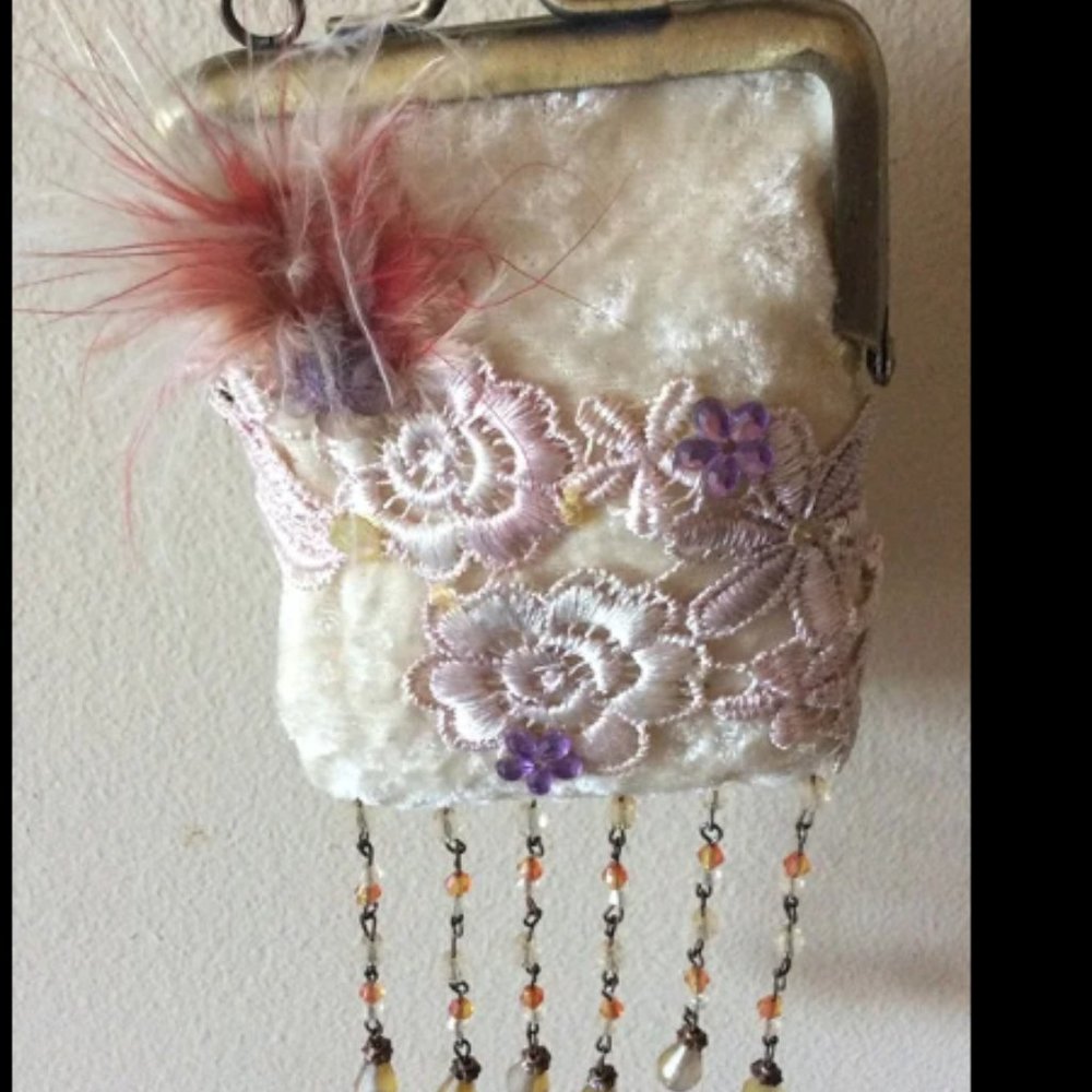Antique Victorian Velour & Beaded Flapper Style Purse